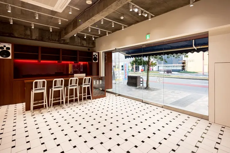 (h)wimの内観・外観3