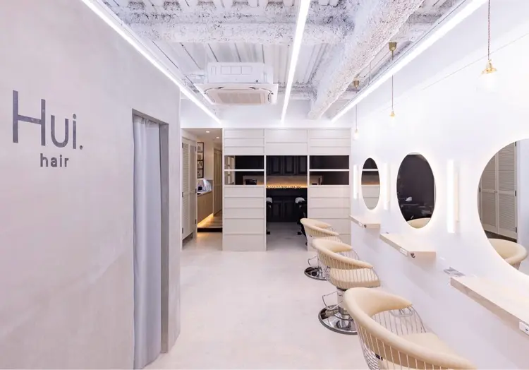 hair salon Hui.の内観・外観2
