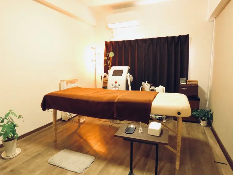 サロン・ド・ヤマトの内観・外観1