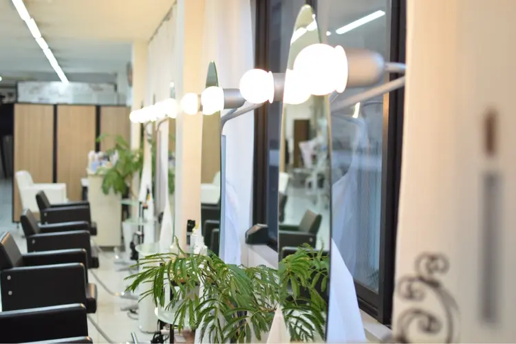 ヘアメイクスタジオ MIMUROの内観・外観2