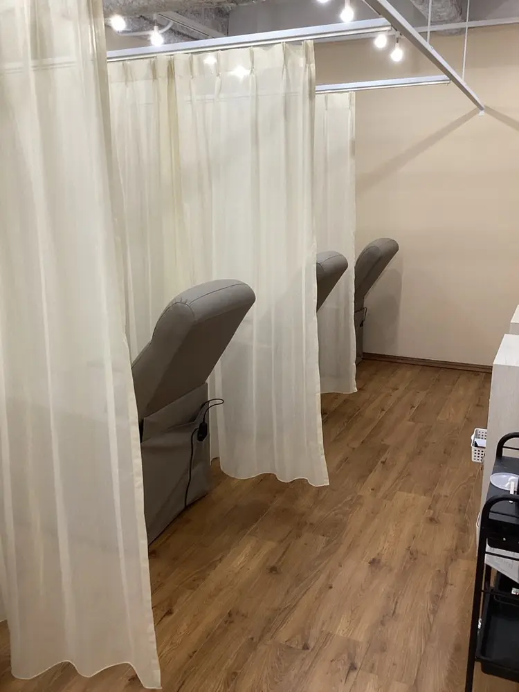 lit.万代店の内観・外観1