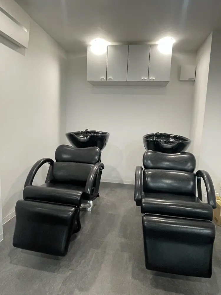 Selenehair 難波店の内観・外観2