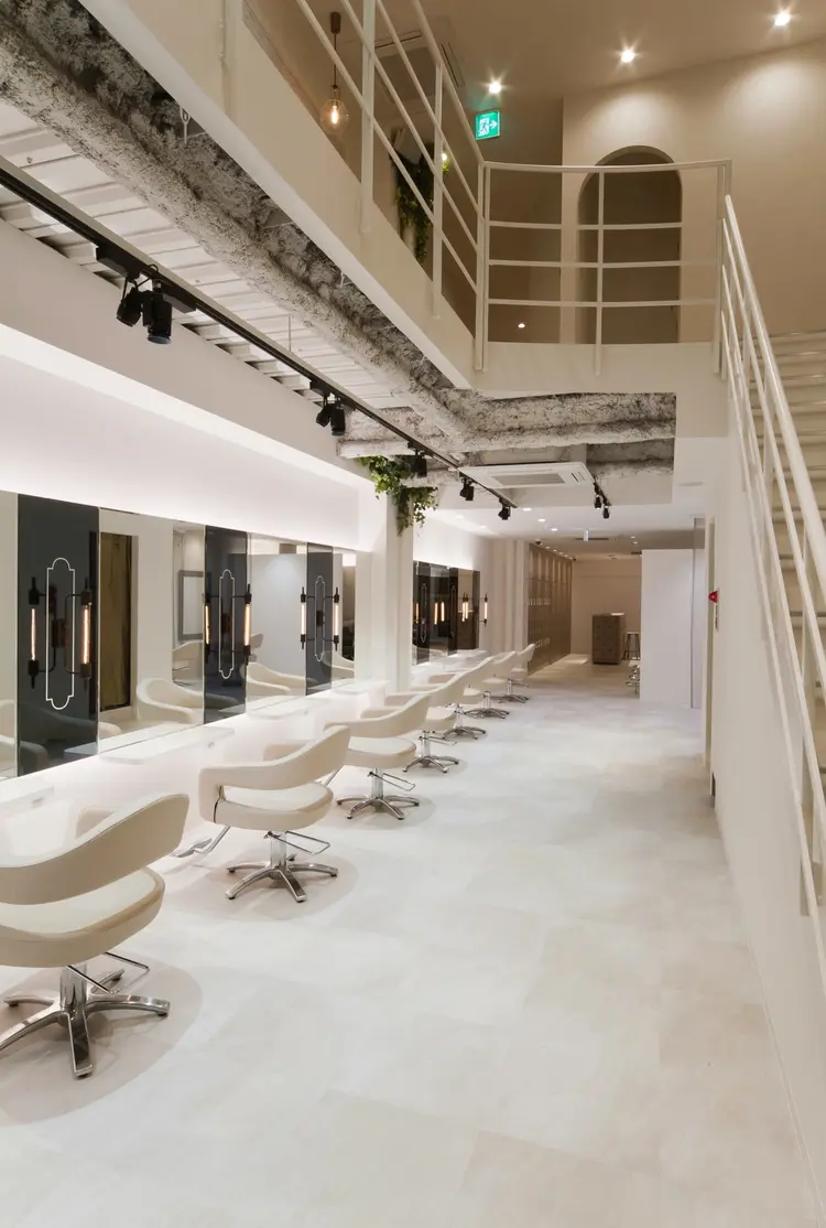 WiLL京橋店の内観・外観3