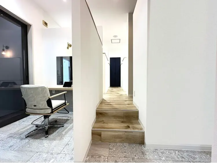 髪質改善 個室サロン S.O.L 千早 美容室【ソル】の内観・外観2