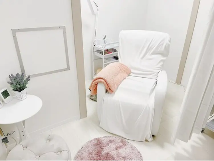 eyelash salon Anela亀有店の内観・外観1