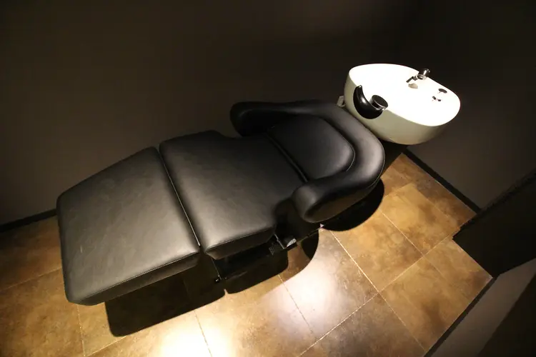 tocca hair lounge 日吉の内観・外観2