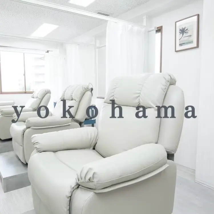 eyelash&eyebrow studio Leanalu 横浜店の内観・外観1