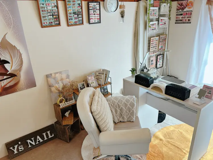 Y′sNAIL(シェア店舗)の内観・外観1