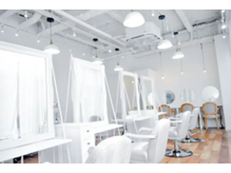 KAYLEEの内観・外観1