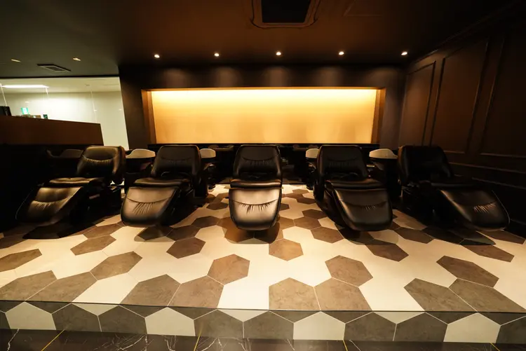 NYNY 阪急西宮北口店の内観・外観2