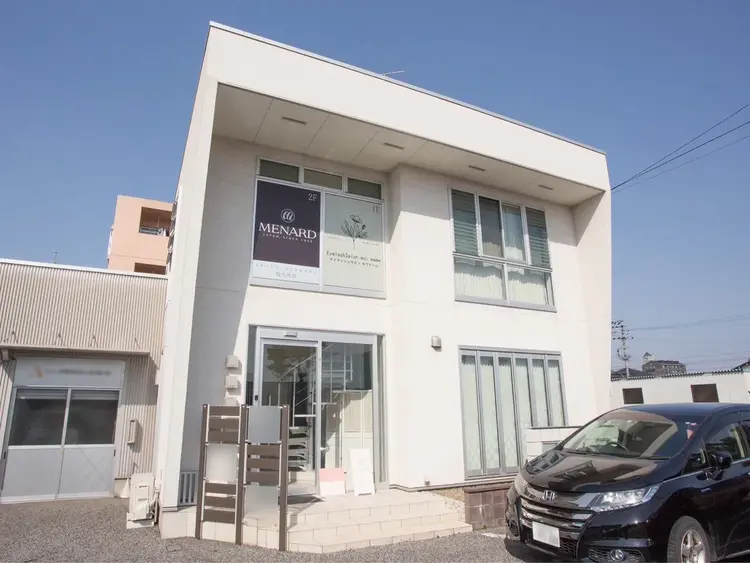 メナードフェイシャルサロン岐阜茜部の内観・外観1