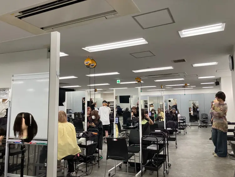 KSラボ恵比寿店の内観・外観1