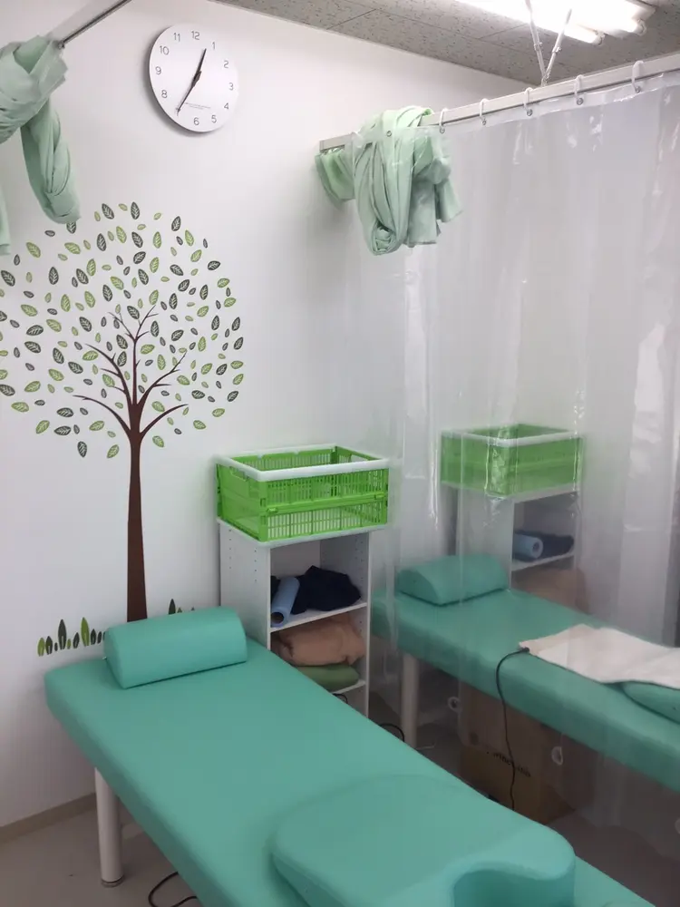 祖師谷ヒカリ接骨院の内観・外観2