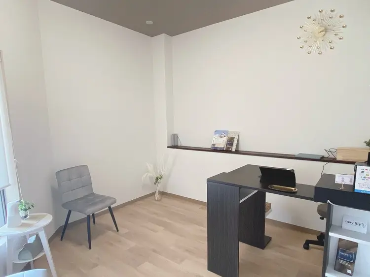 フィジカルケア&ボディメイク　may lilyの内観・外観2