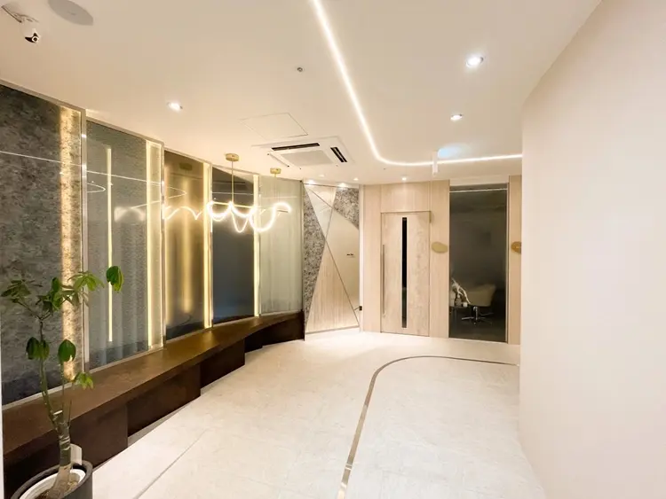 髪質改善カラーと縮毛矯正/Vel(ベル)新宿店の内観・外観2