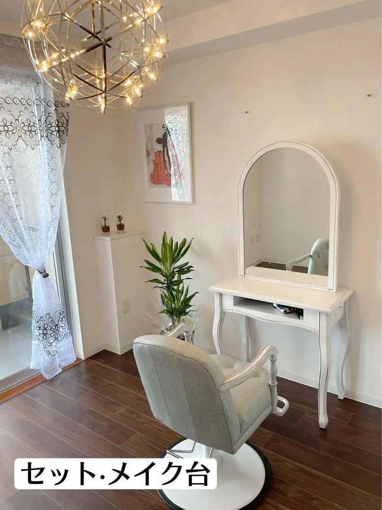 KIRAN【まつパ·眉·ワックス脱毛·美肌光脱毛·W脱毛】の内観・外観2