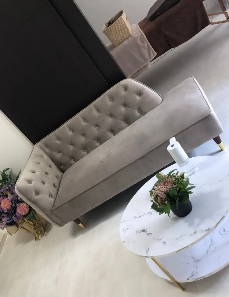 IBERIAの内観・外観1