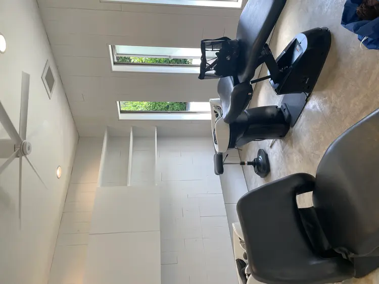 BAEの内観・外観2