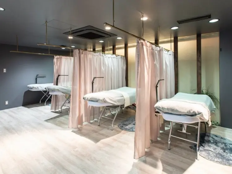 Ci belle西宮北口店の内観・外観2