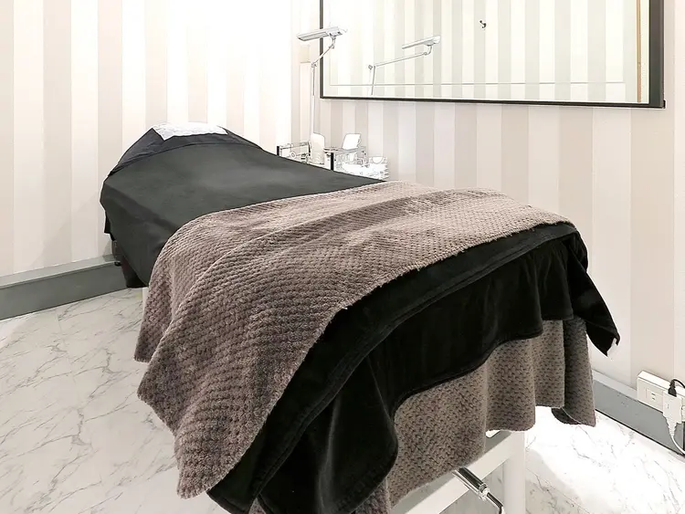 アイマジックピュア仙台駅前店の内観・外観2