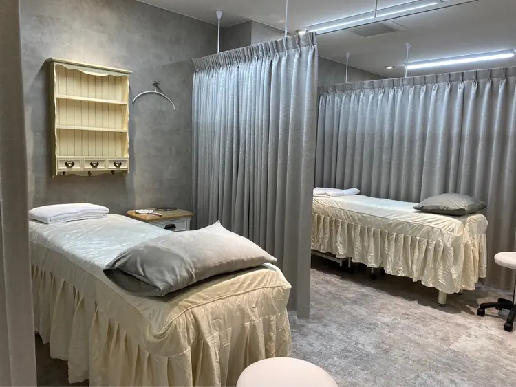 nail&eye LinNeの内観・外観2