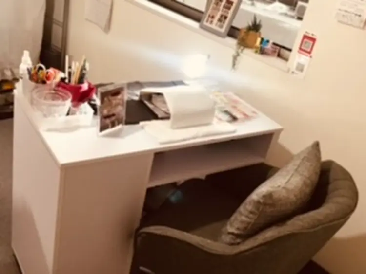 625nailロクニーゴネイルの内観・外観3