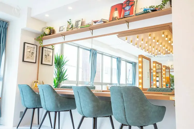 ロンドパルティールの内観・外観1