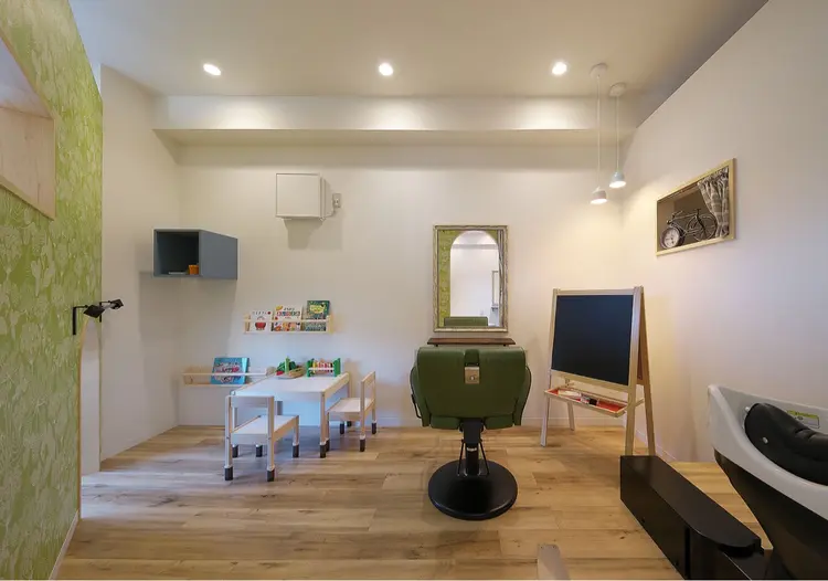 hair atelier COCOの内観・外観2
