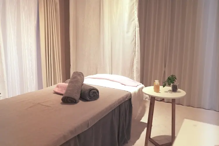 アスリアルースの内観・外観1