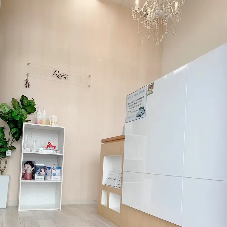 ReRe姪浜店の内観・外観1