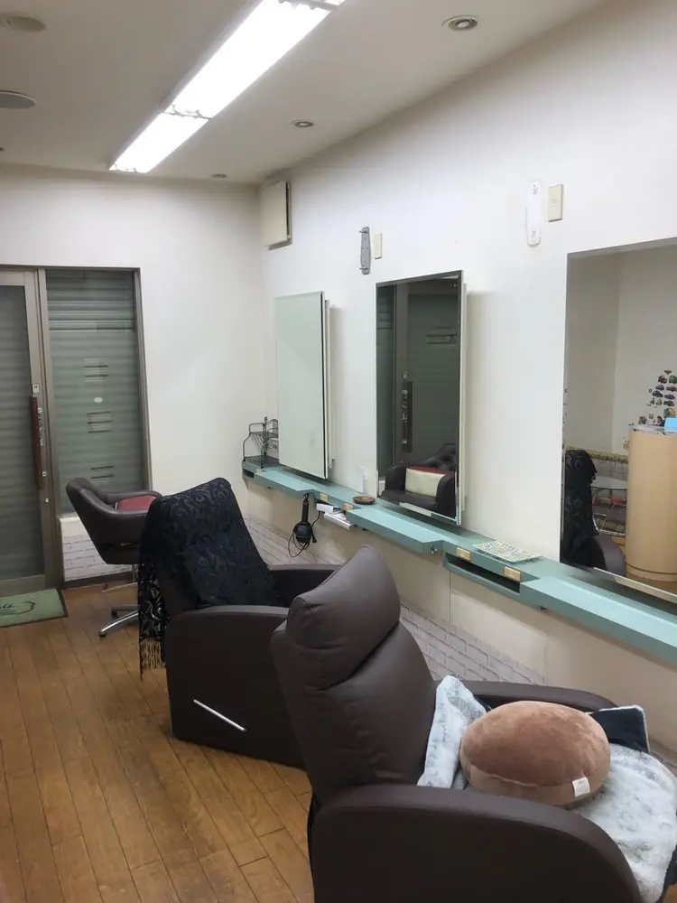 B'の内観・外観1