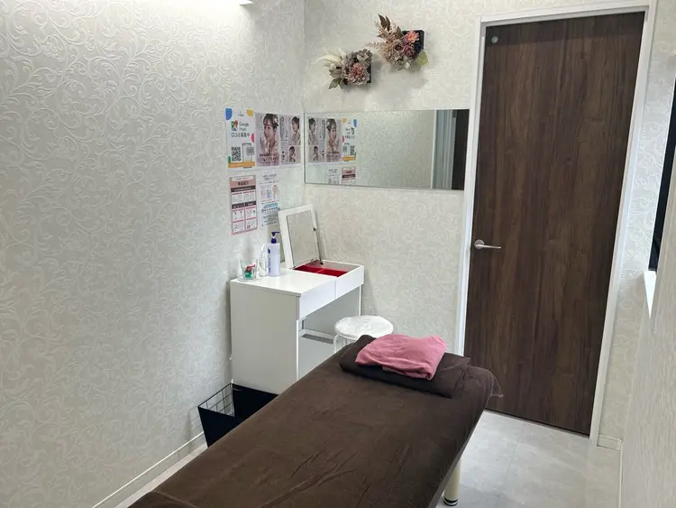 MIRAI小顔天満橋店の内観・外観2