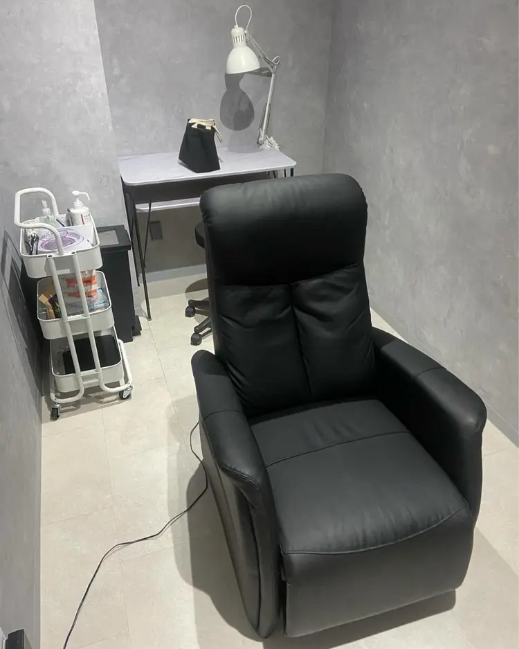 メンズピュアの内観・外観1