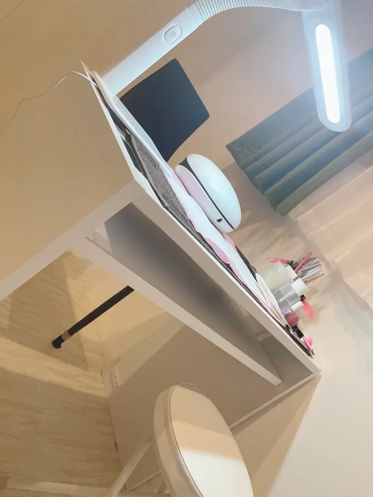 M.i nailの内観・外観1