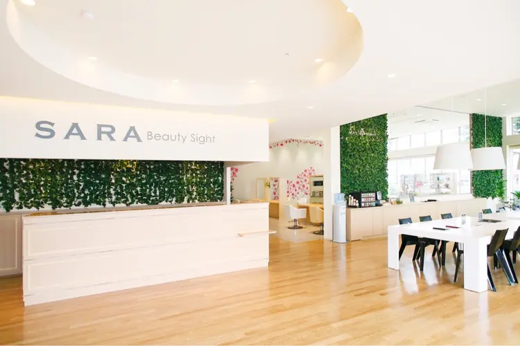 FASTNAIL LOCO 春日店【ファストネイル ロコ】の内観・外観2