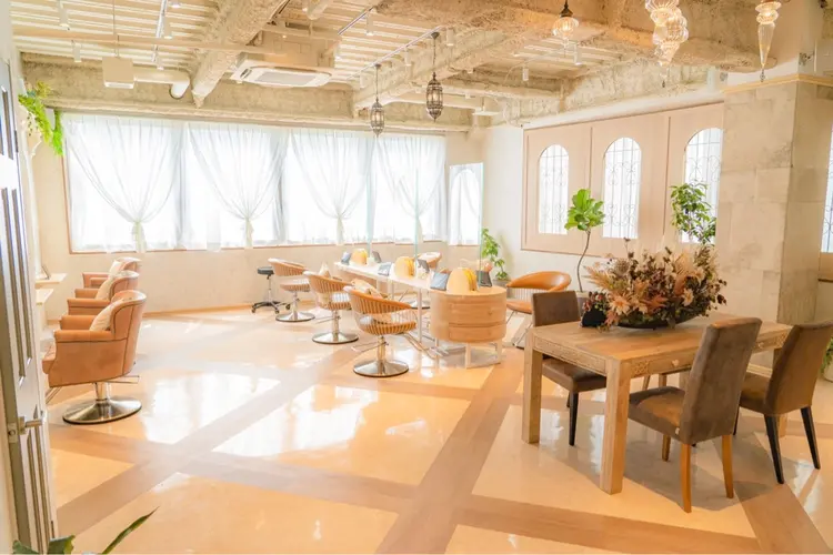 Lond Alexiaの内観・外観1