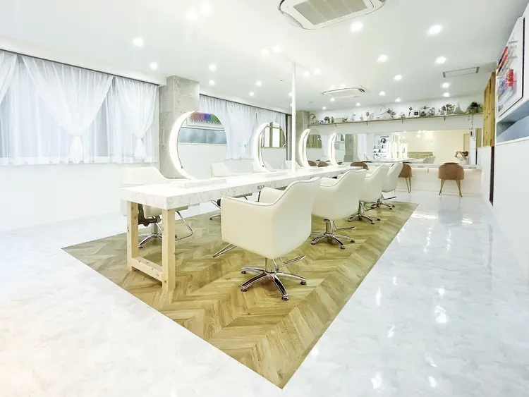 hair salon Rien 上尾店の内観・外観2