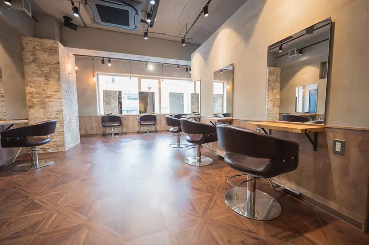 Emerge 渋谷駅店【エマージュ】の内観・外観1