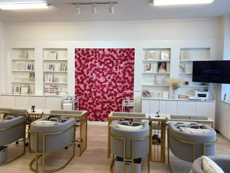 5C NAIL&EYELASHの内観・外観2