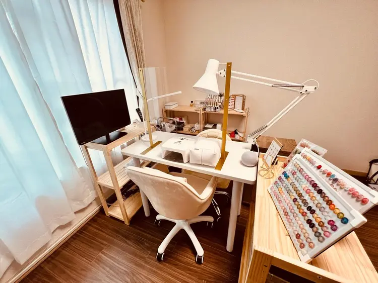 nail salon RIONの内観・外観1