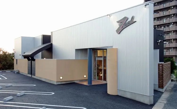 ヘアメイクジール犬山店の内観・外観1