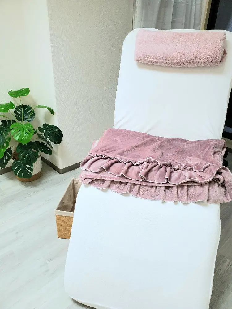 Ａｄｏｌｏｖｅｌｅ  by   lash & blowの内観・外観1