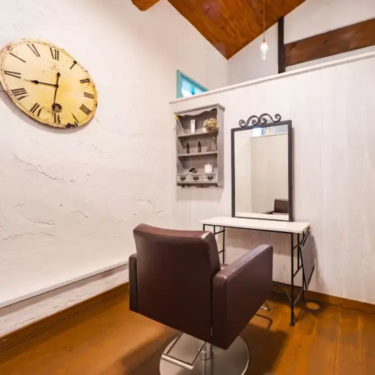 髪質改善美容院CoRte.倉敷西坂店の内観・外観2