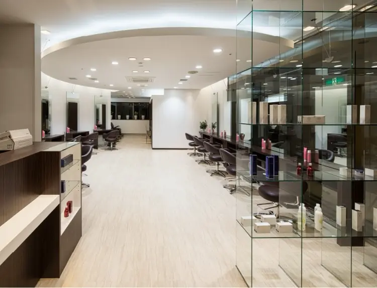 TAYAアトレ恵比寿店の内観・外観1