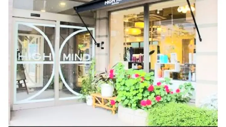 HIGH-MIND(ハイマインド)の内観・外観1