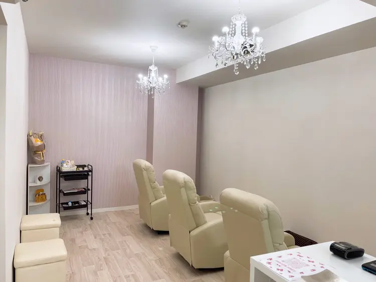 30分まつ毛パーマ専門店Swallow姫路店の内観・外観3