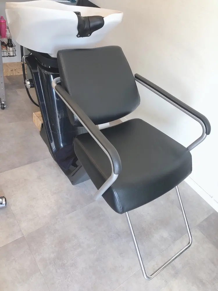 OFFの内観・外観3