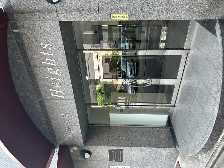 cachette .栄店の内観・外観2