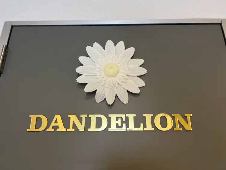 DANDELIONの内観・外観2