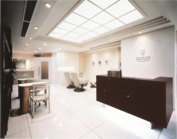 ヤマノビューティウェルネスシェラトン都ホテル大阪店の内観・外観1